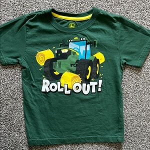 BNWOT John Deere forest green ‘Roll Out’ Tractor Graphic T-Shirt - boy’s size 4T